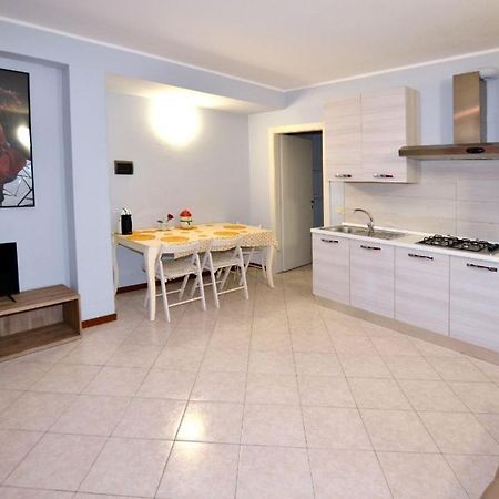 Appartamento Capolaterra Дезенцано-дель-Гарда Екстер'єр фото